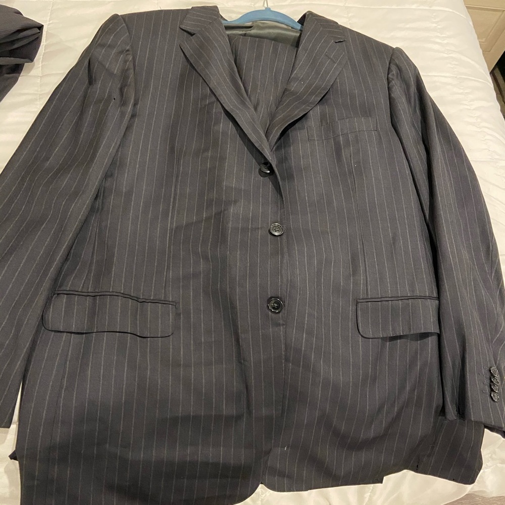 Ermenegildo Zegna Suit: Black pin stripe